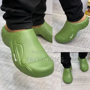 High Quality Nike Half Shoe