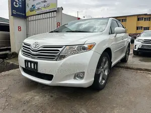 Toyota Venza V6 AWD 2011 Off white