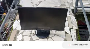 24 Inches Curved Samsung