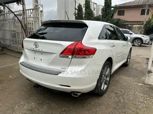 Toyota Venza V6 AWD 2011 Off white