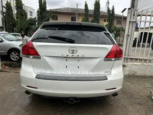 Toyota Venza V6 AWD 2011 Off white
