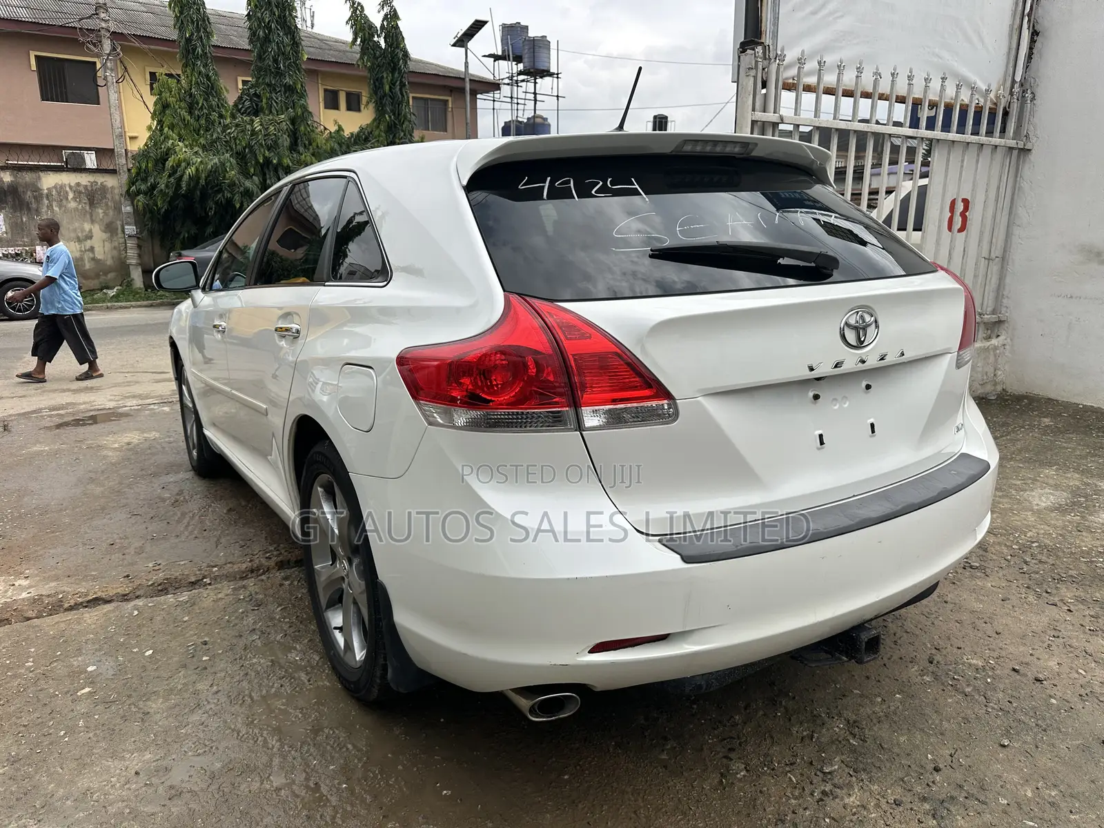 Toyota Venza V6 AWD 2011 Off white