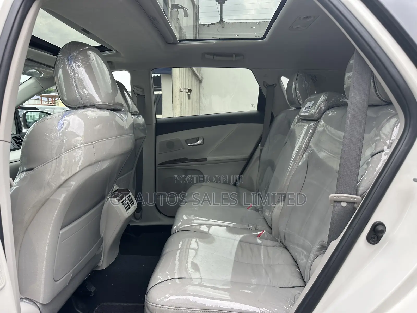 Toyota Venza V6 AWD 2011 Off white