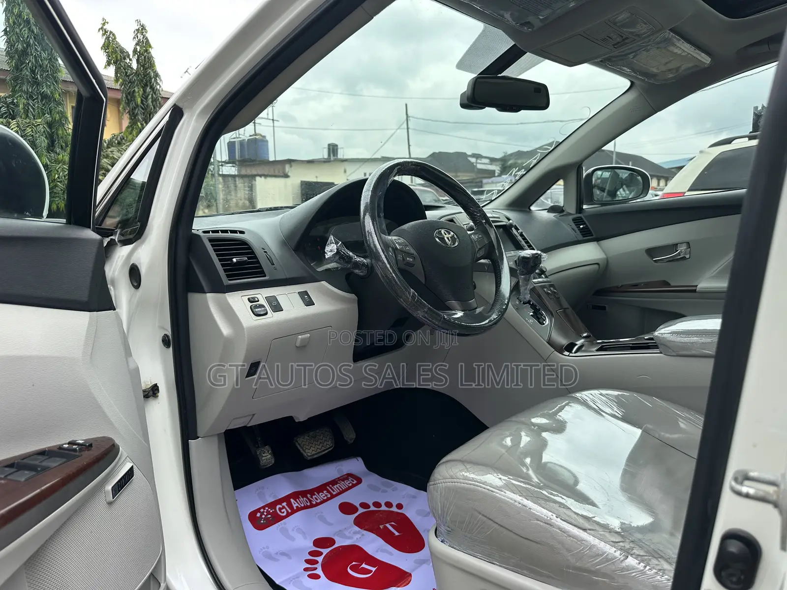 Toyota Venza V6 AWD 2011 Off white