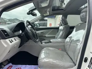 Toyota Venza V6 AWD 2011 Off white