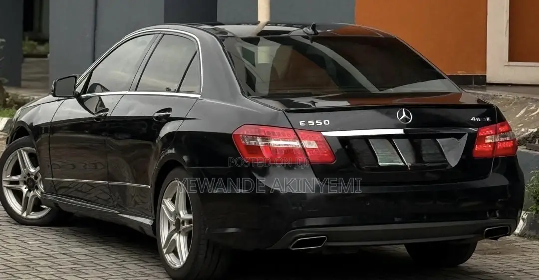 Mercedes-Benz E550 2011 Black