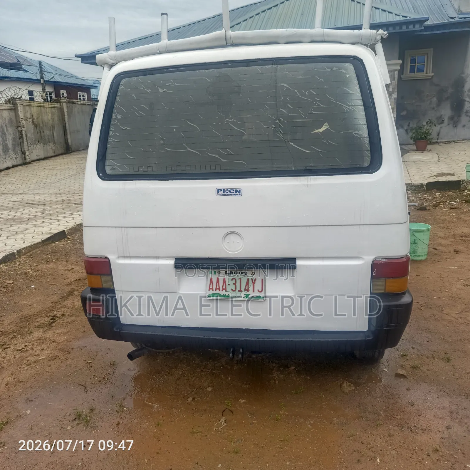 Volkswagen Transporter 1996 White