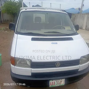 Volkswagen Transporter 1996 White