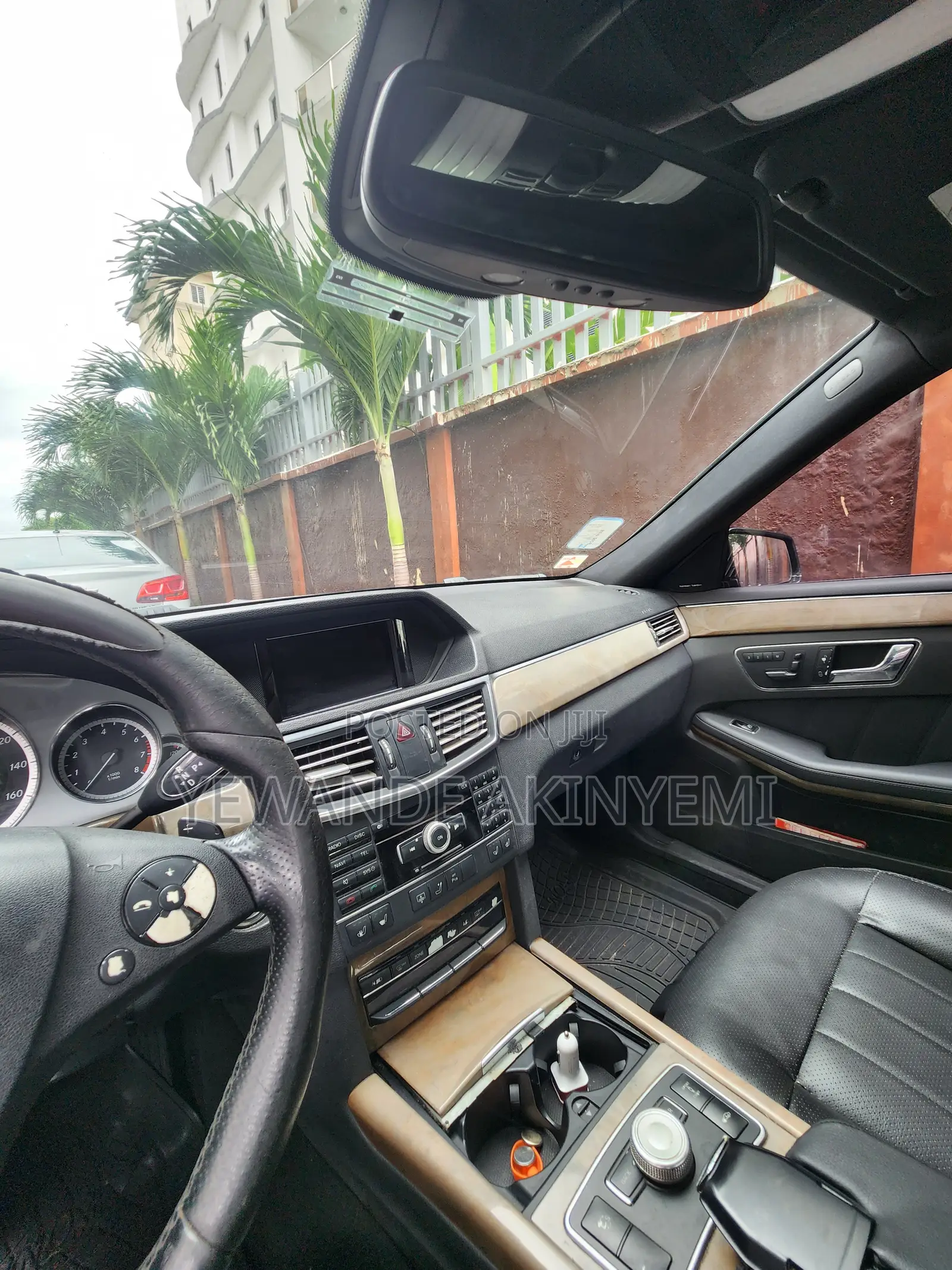Mercedes-Benz E550 2011 Black