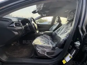 Toyota Camry SE 2023 Black