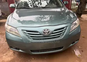 Toyota Camry XLE 4dr Sedan (2.4 4cyl 5A) 2008 Green