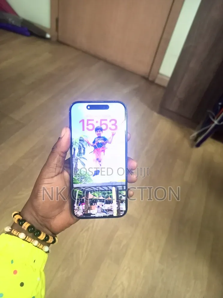 Apple iPhone 15 Pro 128 GB Gray