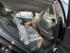 Toyota Camry SE 2023 Black