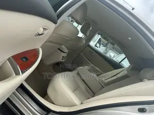 Lexus ES 350 2012 Gold