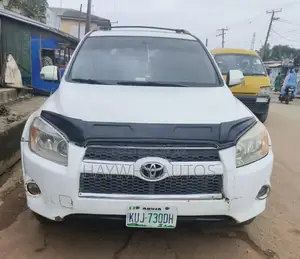 Toyota RAV4 Limited V6 2007 White