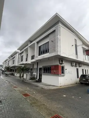 4bdrm Duplex in Ikota for rent