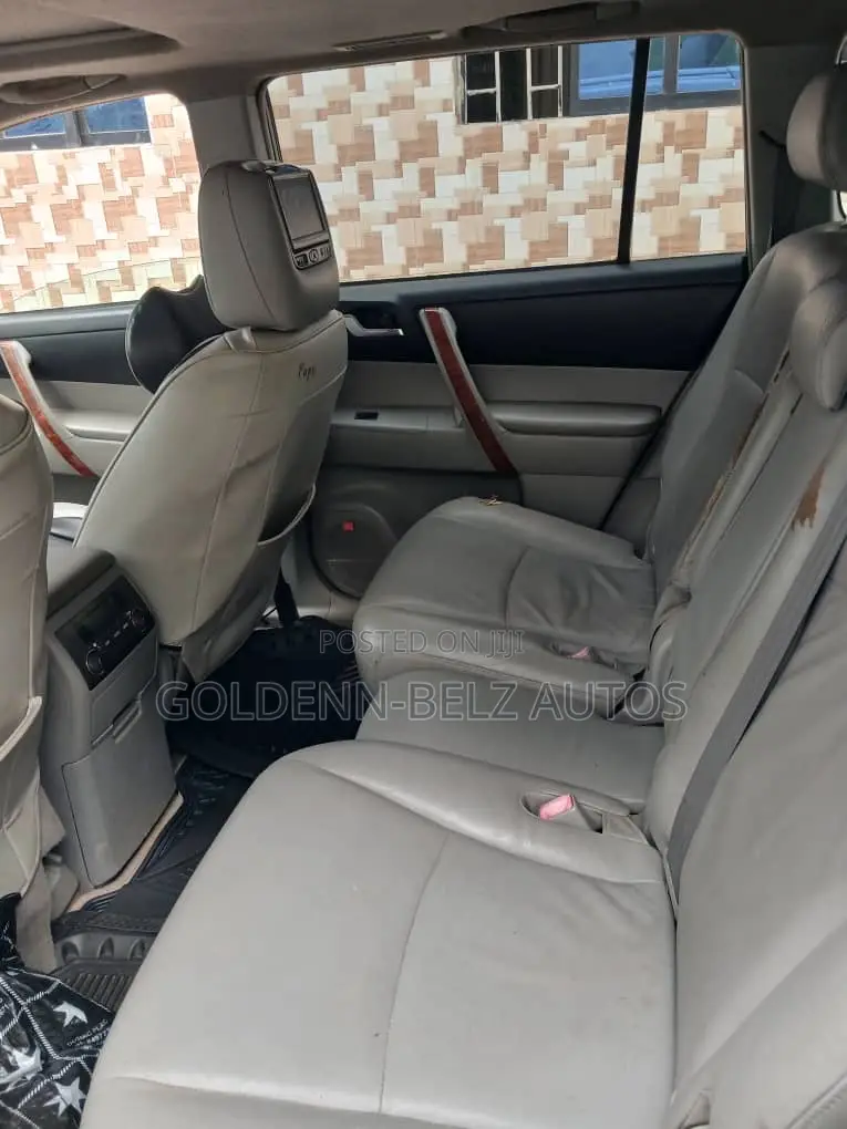 Toyota Highlander Limited 2009 Silver