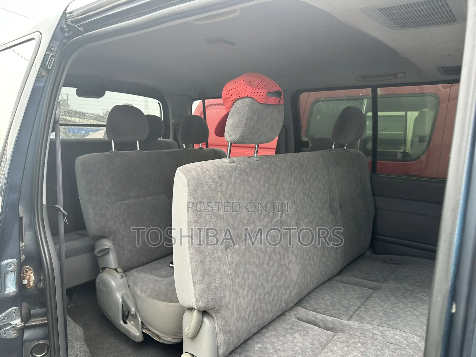 Toyota HiAce 2005 Blue