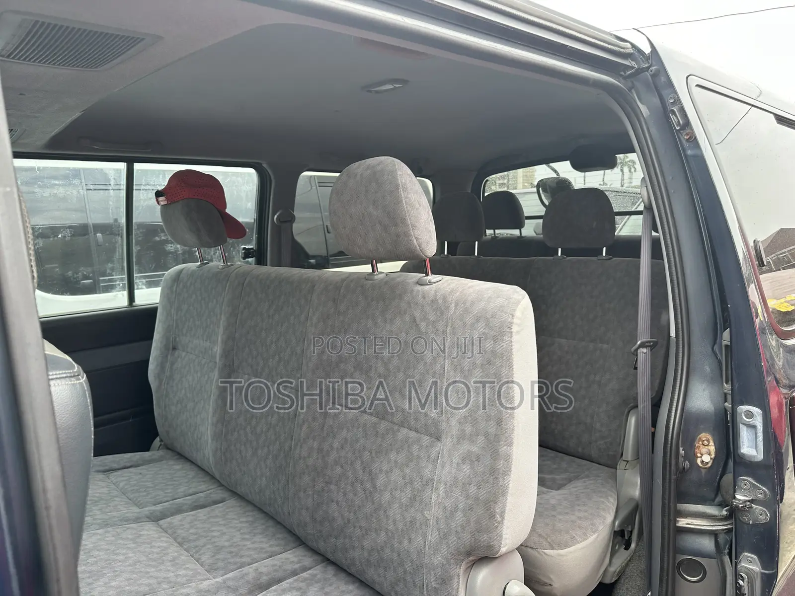 Toyota HiAce 2005 Blue