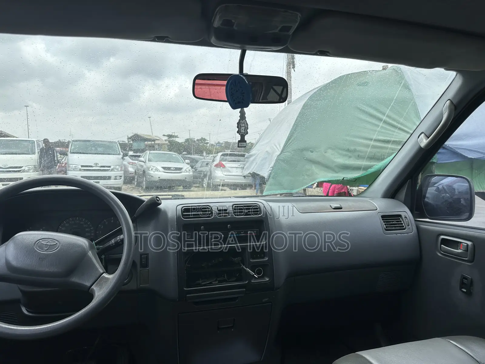 Toyota HiAce 2005 Blue