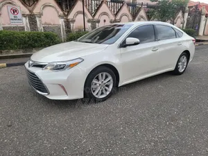 Toyota Avalon XLE Premium 4dr Sedan (3.5L 6cyl 6A) 2014 White