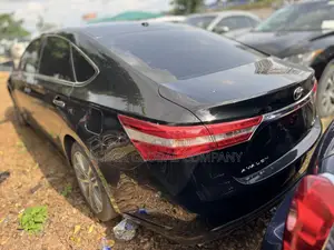 Toyota Avalon XLE FWDSedan (3.6L 6cyl 6A) 2016 Black