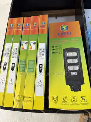 500w Divided 3eyes KMBPT Solar Street Light