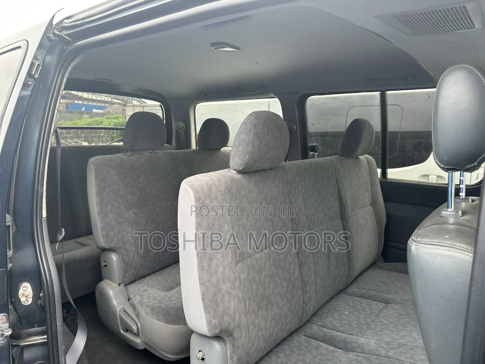 Toyota HiAce 2006 Blue
