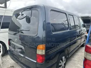 Toyota HiAce 2006 Blue