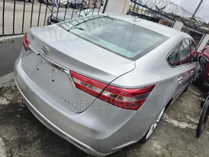Toyota Avalon 2013 Silver
