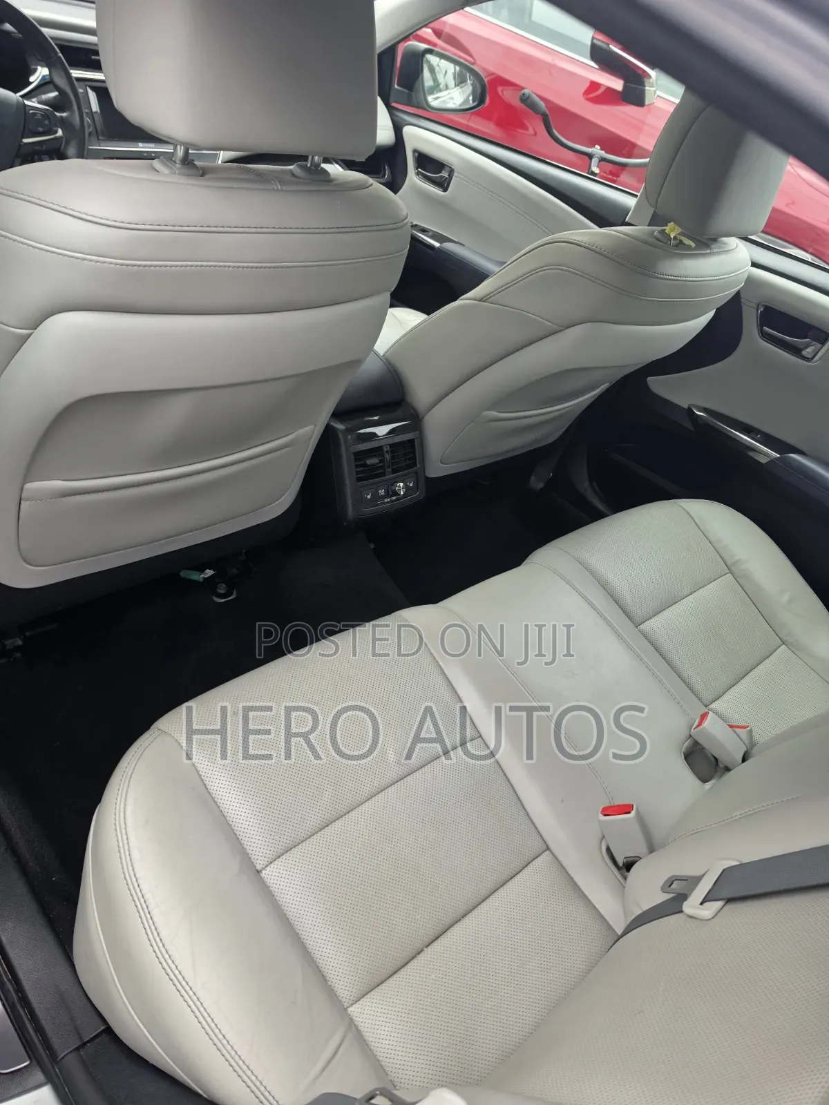 Toyota Avalon 2013 Silver