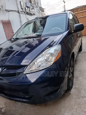 Toyota Sienna 2007 Blue