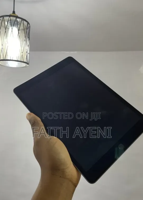 Apple iPad 10.2 (2020) Wi-Fi 64 GB Silver