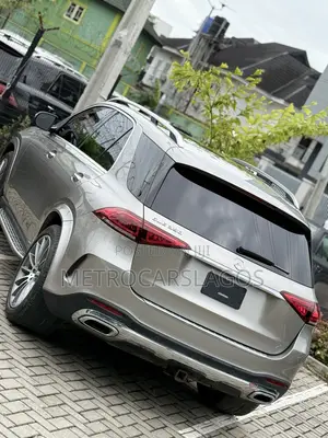 Mercedes-Benz GLE-Class GLE 350 2020 Gold