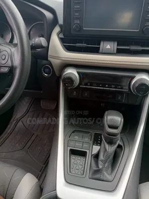 Toyota RAV4 XLE Premium AWD 2020 Red