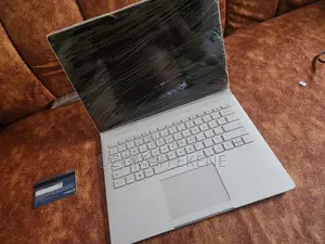 Laptop Microsoft Surface Book 8GB Intel Core i7 SSD 256GB