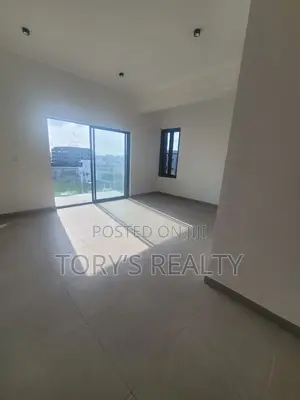 3bdrm Apartment in Ikate for rent