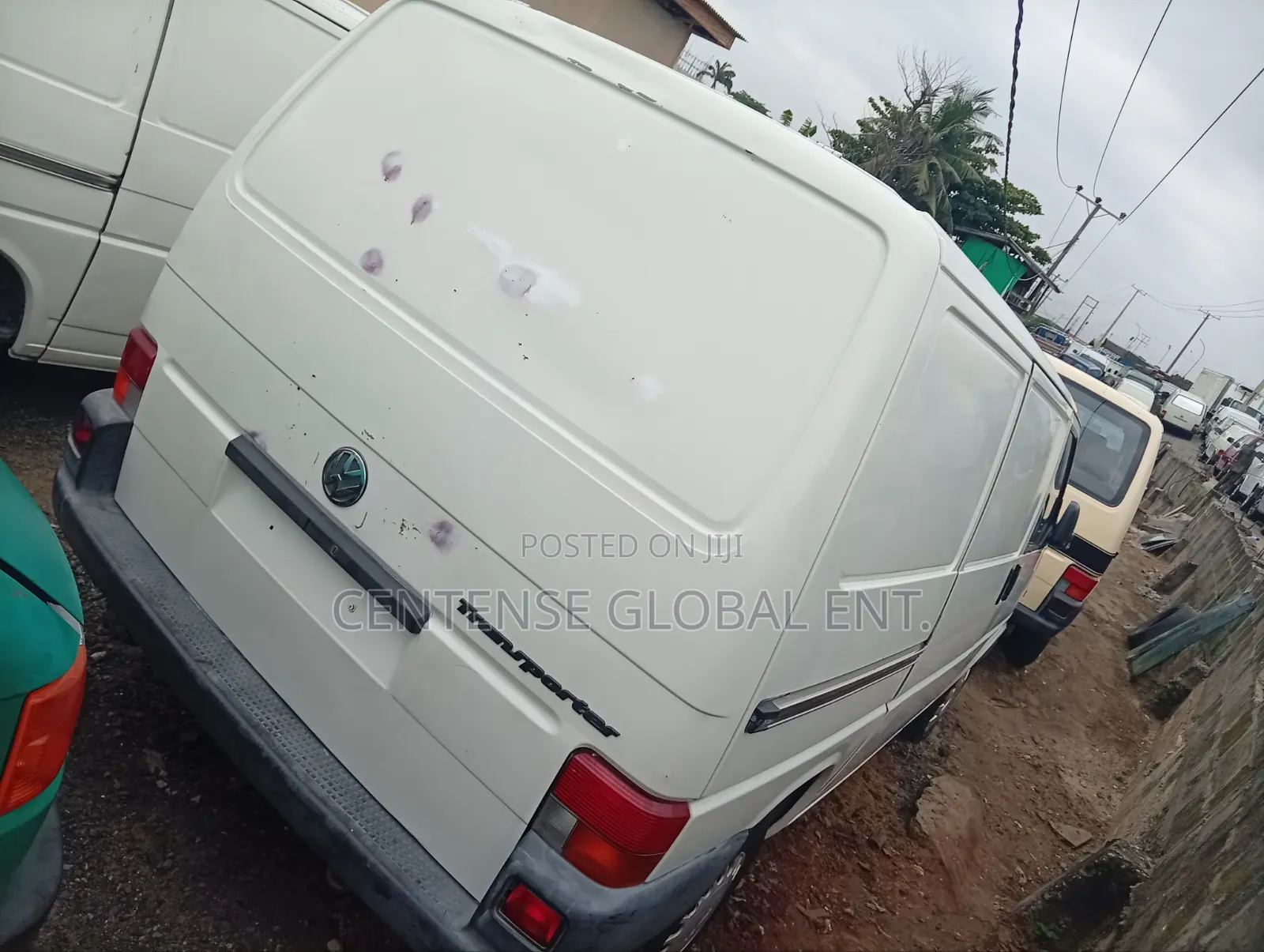 Volkswagen Transporter 2000 White