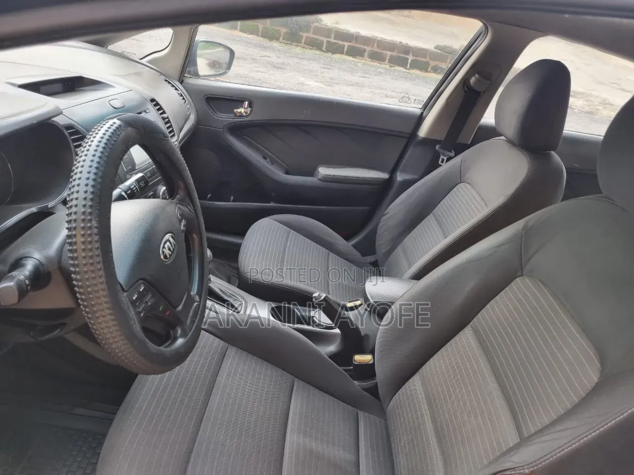 Kia Cerato 2013 Black