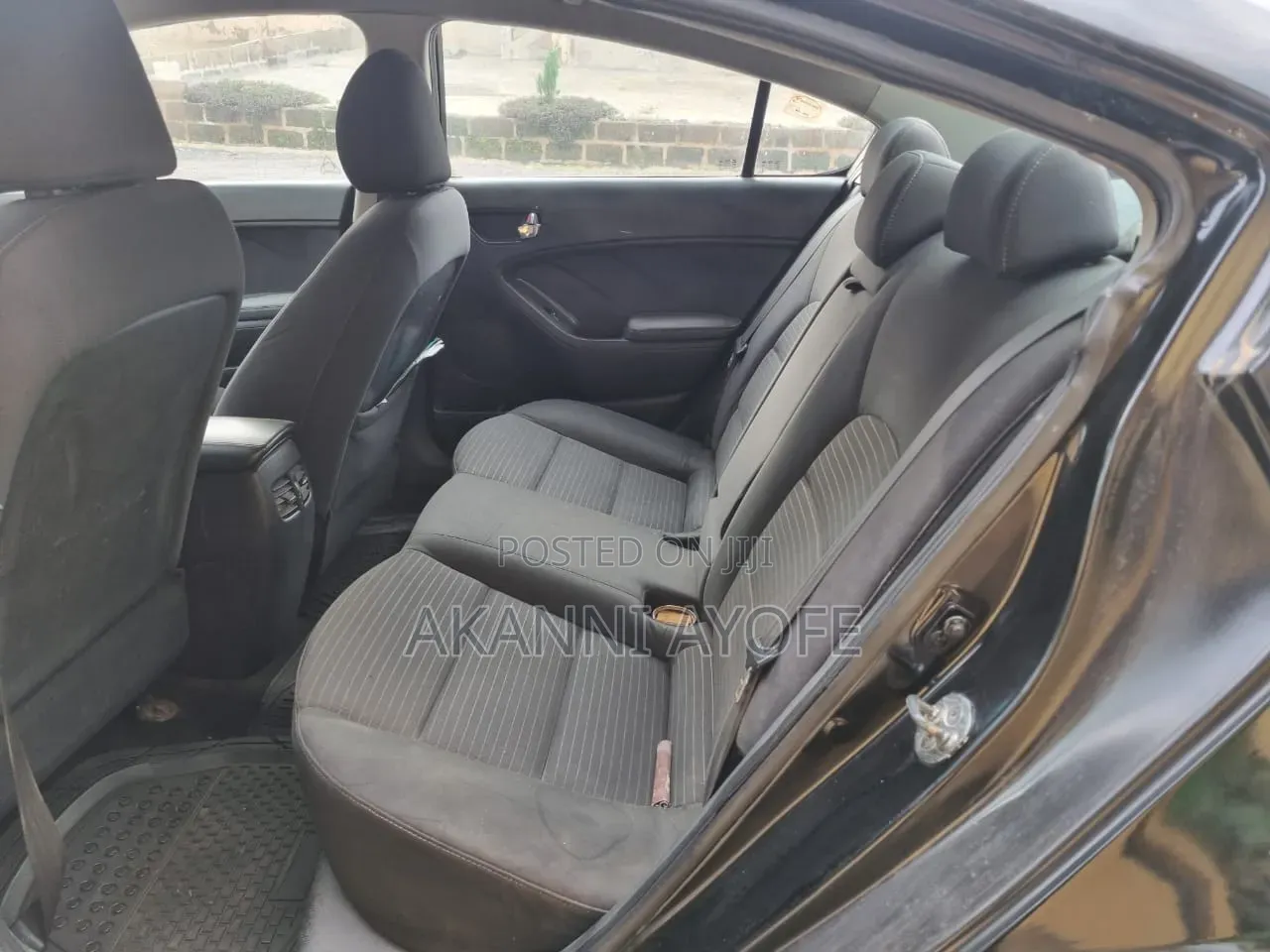 Kia Cerato 2013 Black