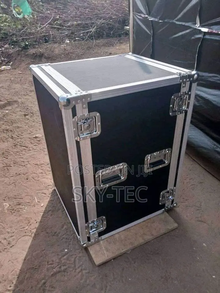 Original Amplifier Rack 16u Covered Body