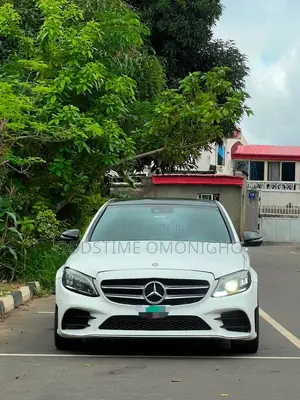 Mercedes-Benz C450 2016 White