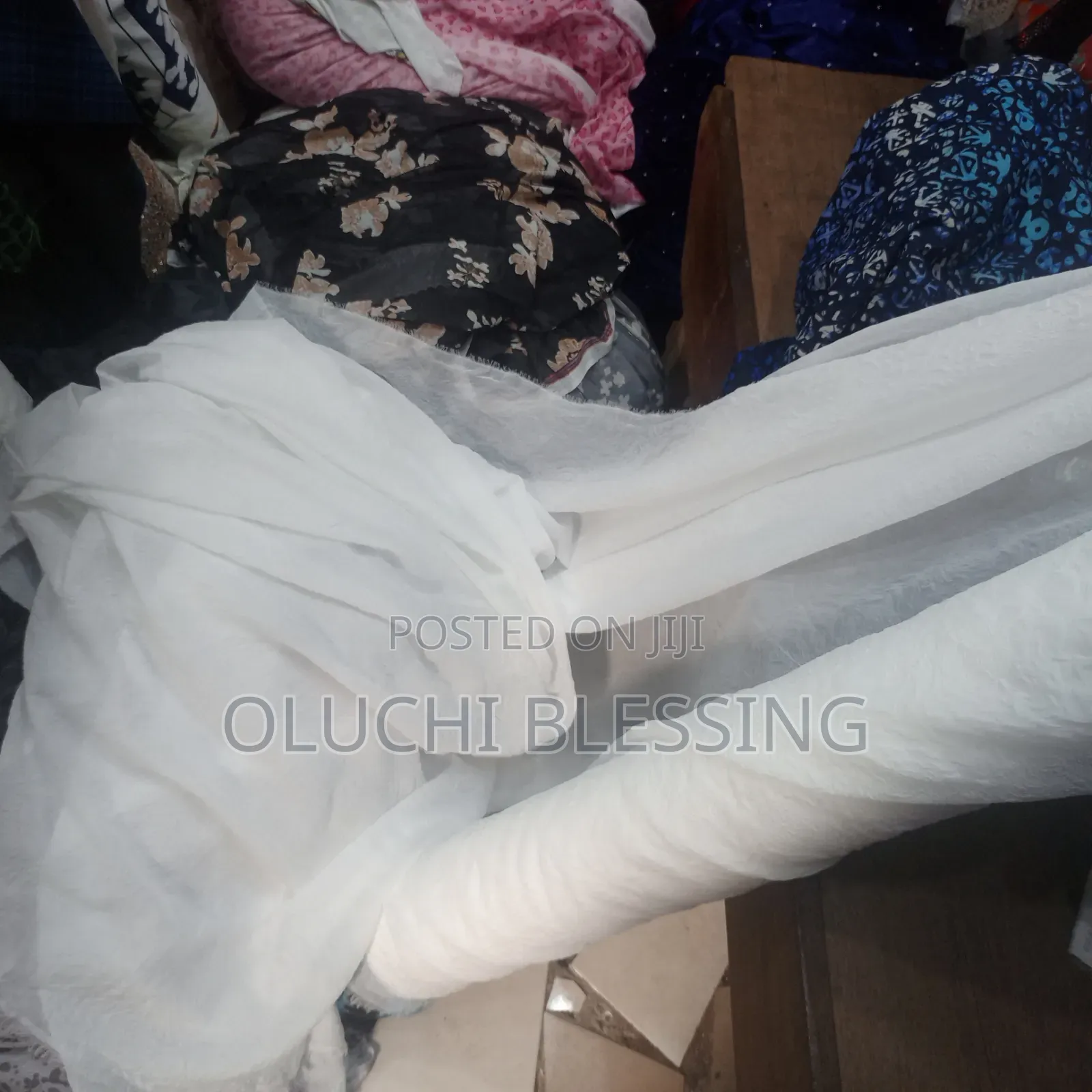 Sample Chiffon Like With a Little Design