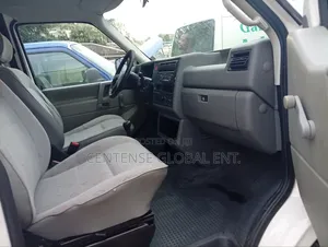 Volkswagen Transporter 2003 White