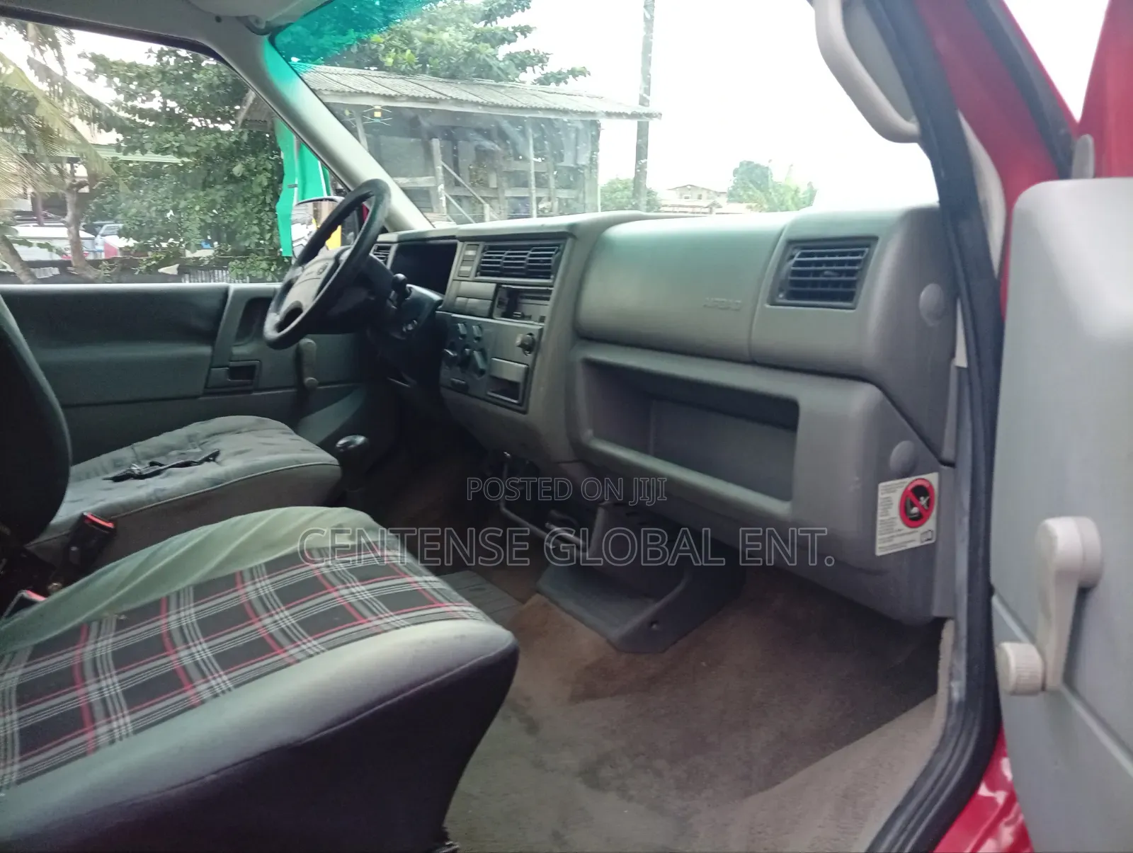 Volkswagen Transporter 2000 Red