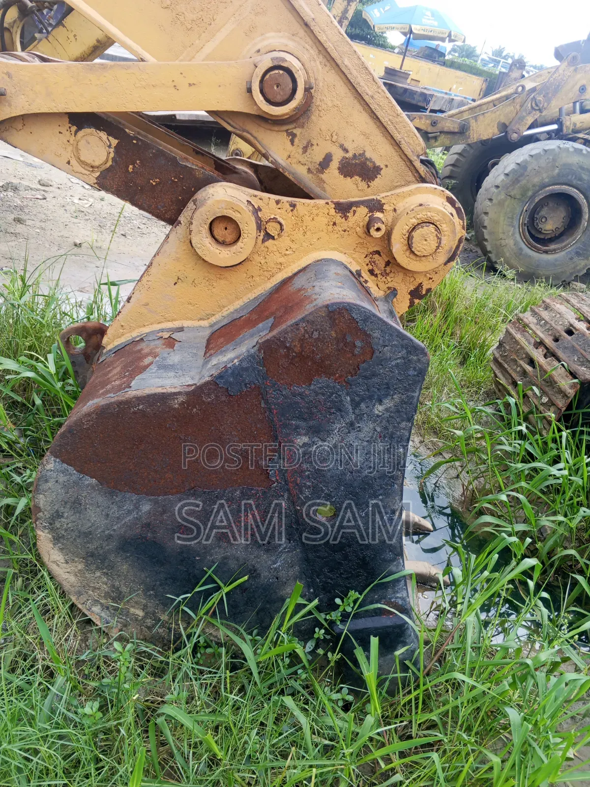 325bl Excavator