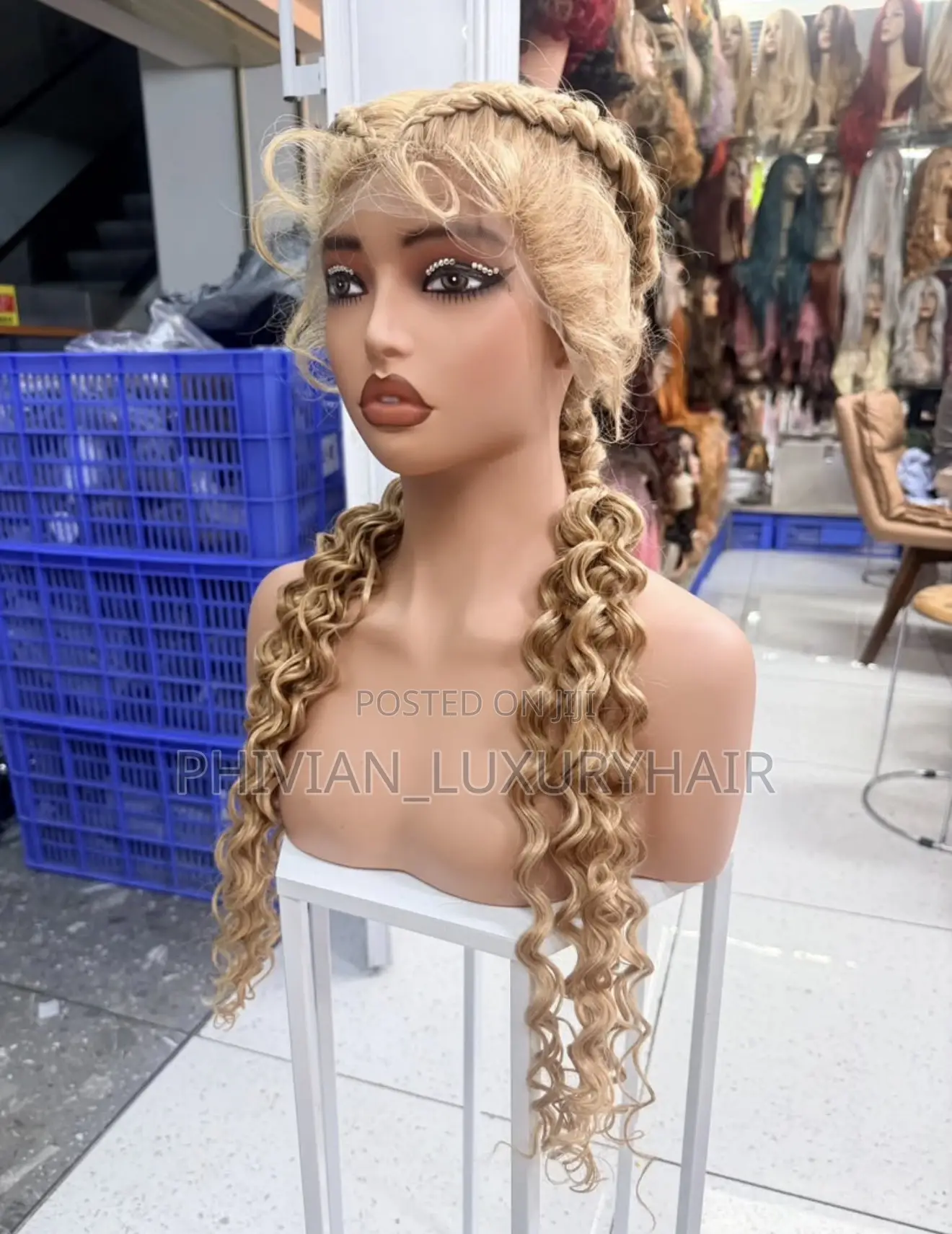 Futura Wig