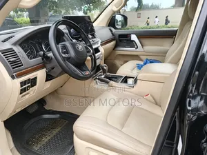 Toyota Land Cruiser 2015 Black