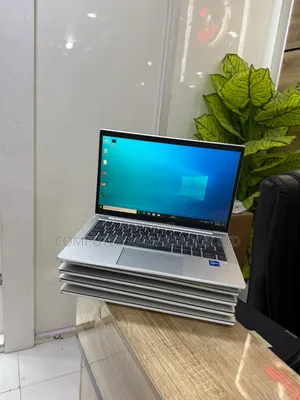Laptop HP EliteBook 830 G8 16GB Intel Core i7 SSD 256GB