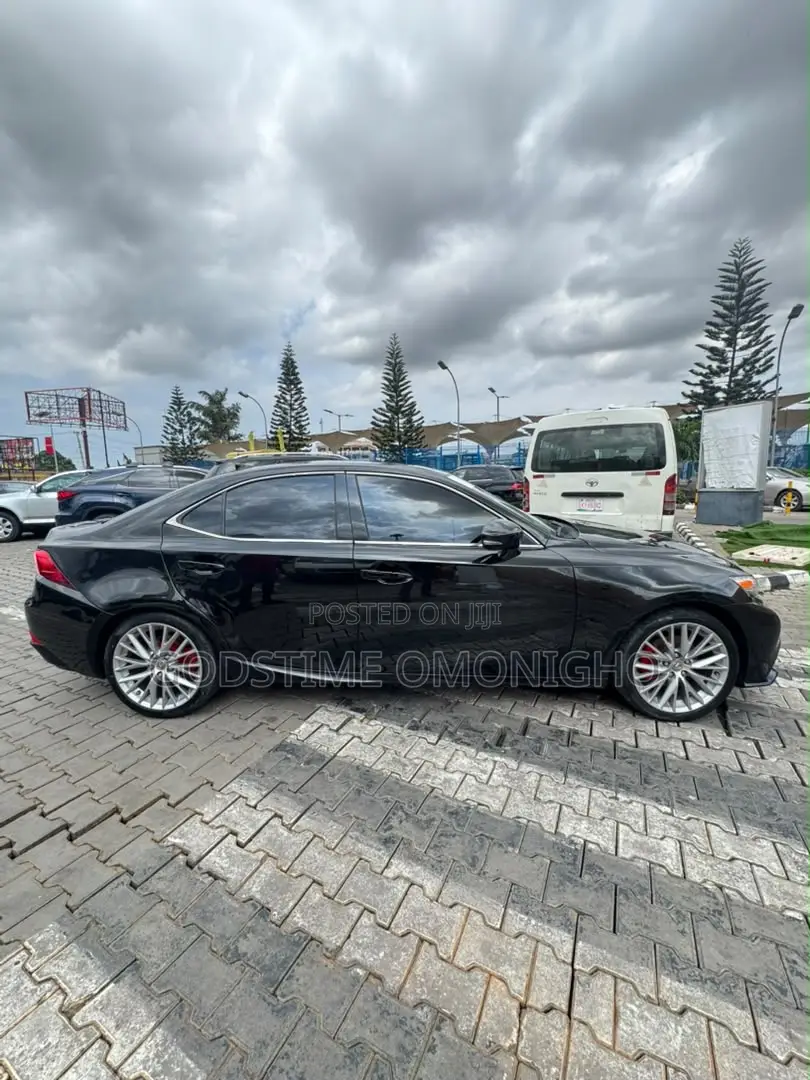 Lexus IS 2014 Black